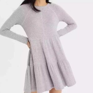 American Eagle Size XS Gray Long Sleeve Tiered Babydoll Dress